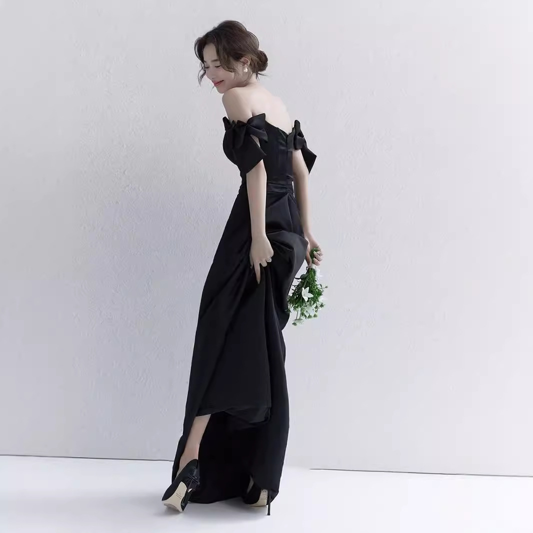 Black Satin Hebe Style Wedding - Photography Lighting Style recension och pris